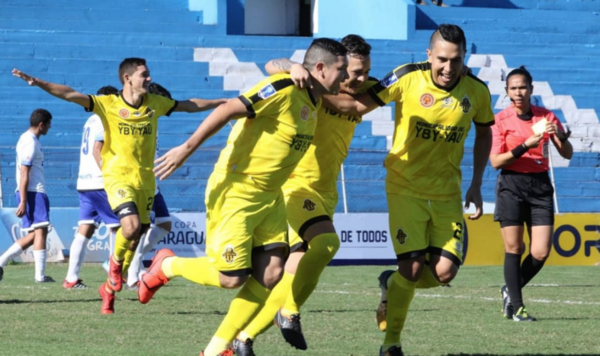 HOY / Desde los penales accede a la siguiente etapa