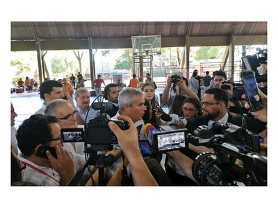 Fidel Zavala, ex víctima del EPP, depositó su voto