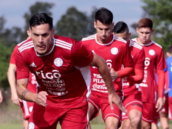 Paraguay se encomienda al fútbol de toque contra Honduras