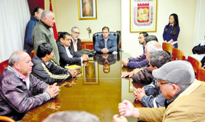 Pretenden alternativas ante crisis comercial | Diario Vanguardia 07