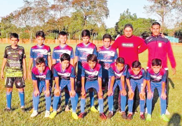 Azulgranas golean en torneo de inferiores | Diario Vanguardia 08