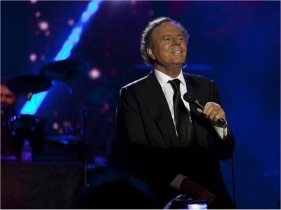 Julio Iglesias rechaza hacerse prueba de ADN