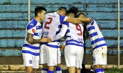 2 de Mayo avanza ganando en su estadio