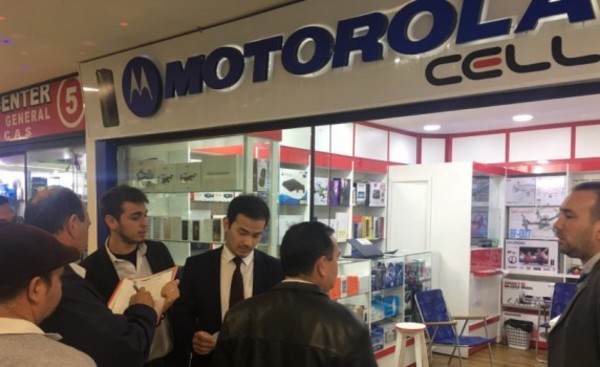 Por falta de patente, clausuran Motorola Cell