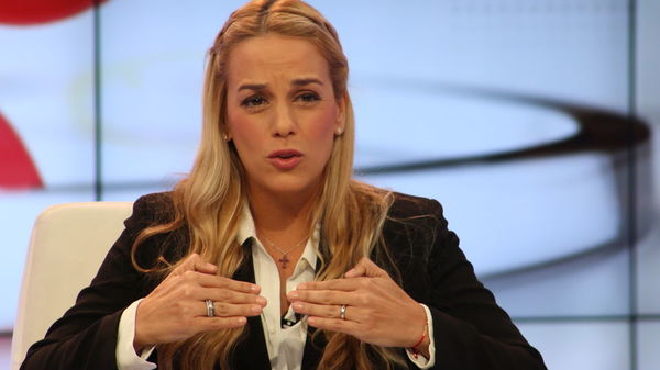Lilian Tintori abandonó la embajada y llegó a España - ADN Paraguayo