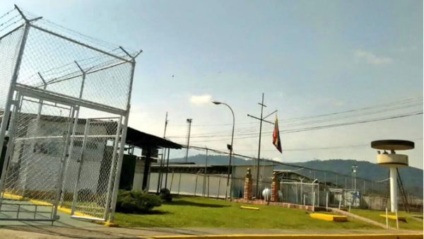 Militares presos por rebelión y guerrilleros iniciaron una huelga - ADN Paraguayo