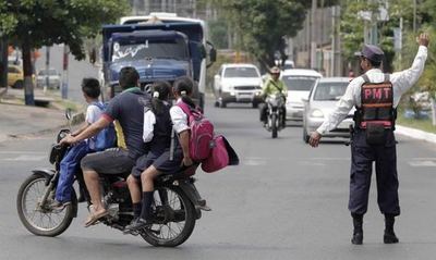 Exigirán curso a motociclistas para conceder licencia de conducir