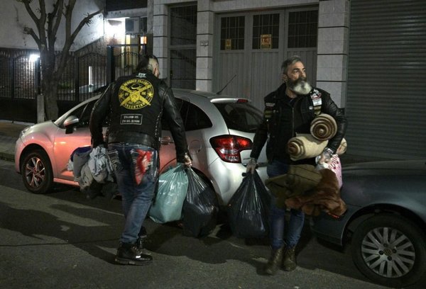 Barbudos pero no villanos, un club hace caridad en la empobrecida Argentina - Internacionales - ABC Color