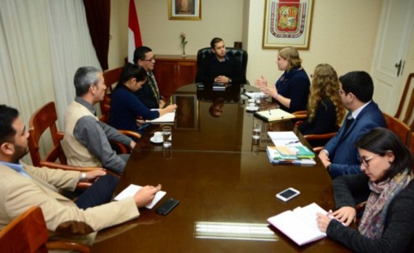 Municipalidad recibe programa de cooperación de Embajada de EEUU