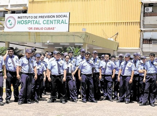 Policía y funcionarios custodiarán hospitales - Nacionales - ABC Color