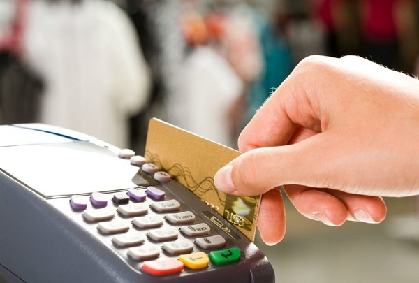 Un centenar de restaurantes no aceptarán tarjetas de crédito