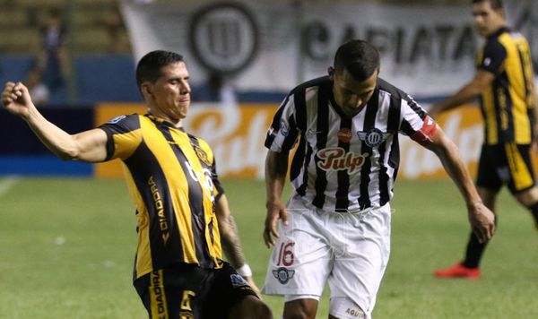 Sin cobrar y al "freezer" - Versus