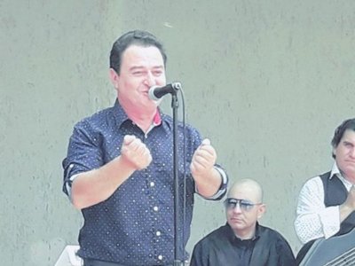 Poeta  pide que ya no maten a las mujeres
