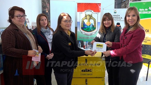 DONAN IMPORTANTE LOTE DE LIBROS E IMPULSAN EL VOLUNTARIADO CULTURAL.