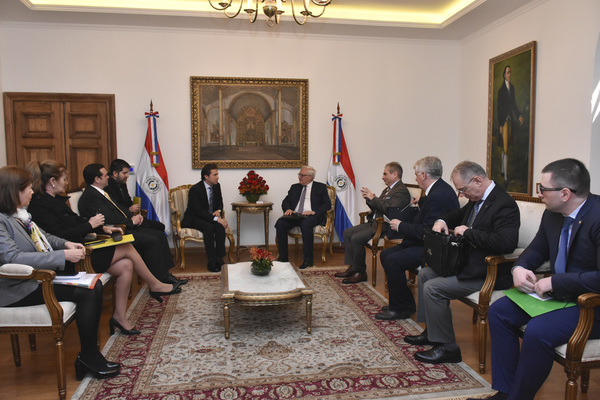 Paraguay y Rusia preparan acuerdos políticos, económicos y de cooperación | .::Agencia IP::.