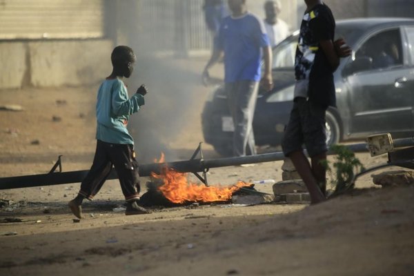 Médicos elevan a 101 el número de muertos por la represión en Sudán - Internacionales - ABC Color