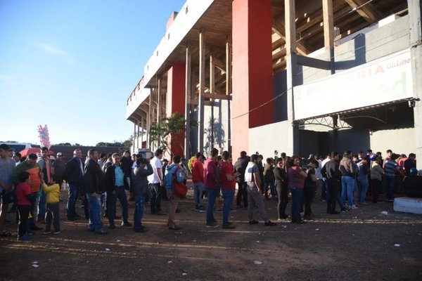 Ciudad del Este recibe a la albirroja de Berizzo - Fotos - ABC Color