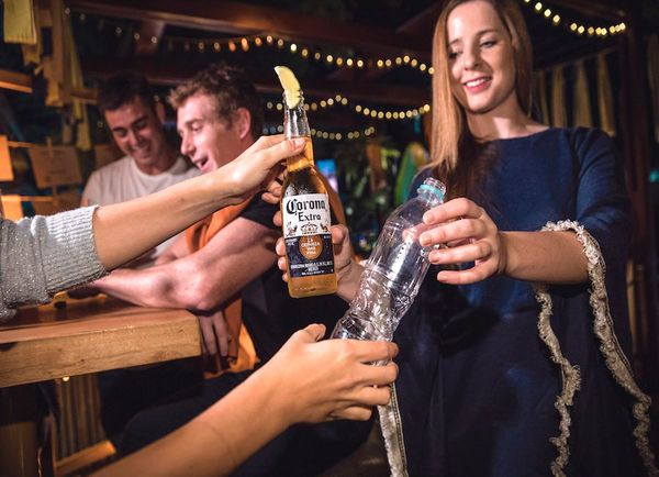 Corona intercambiará cervezas por plásticos hasta este 8 de junio