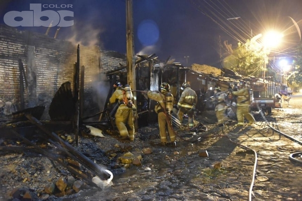 Exconvicto incendia vivienda de su propia madre - Nacionales - ABC Color