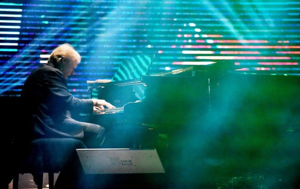 Richard Clayderman y una fórmula que se repite - Edicion Impresa - ABC Color
