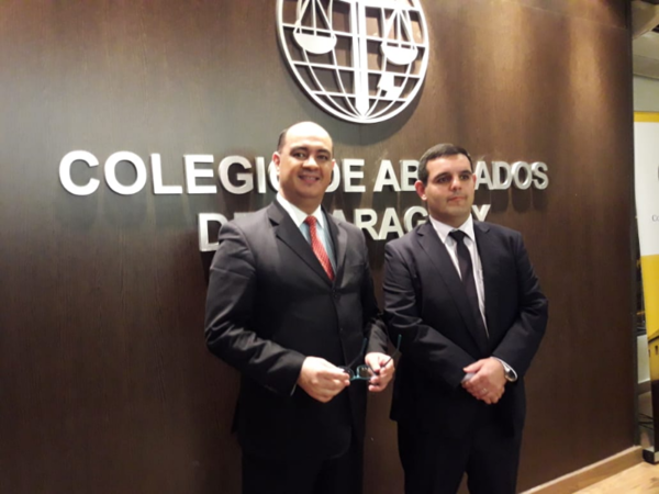 Colegio de Abogados del Paraguay apuesta a la independencia real y efectiva de la justicia - Radio 1000 AM