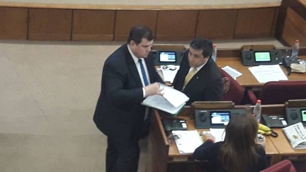 HOY / Dionisio Amarilla busca que caiga su colega Kemper