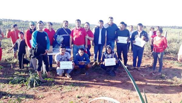 MAG realizó capacitación a productores indígenas sobre el manejo de bovinos | .::Agencia IP::.