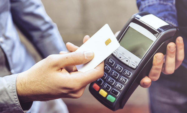 Unos 150 restaurantes no aceptarán pago con tarjetas Visa ni MasterCard - .::RADIO NACIONAL::.