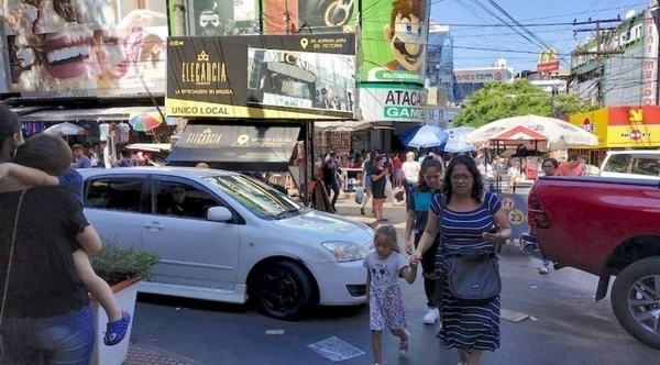 HOY / Restricción de reales: BCP y Hacienda no consiguieron nada y la crisis se agrava en CDE