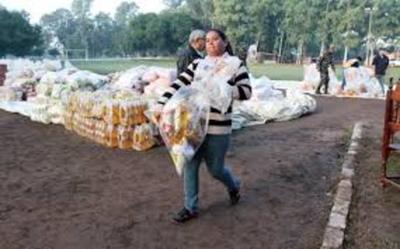 Productores de Alto Paraná envían unos 60.000 kilos de víveres a damnificados - .::RADIO NACIONAL::.