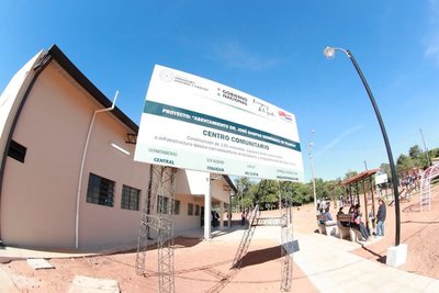 Gobierno invierte más de Gs 10.300 millones en unas 135 casas sociales - .::RADIO NACIONAL::.