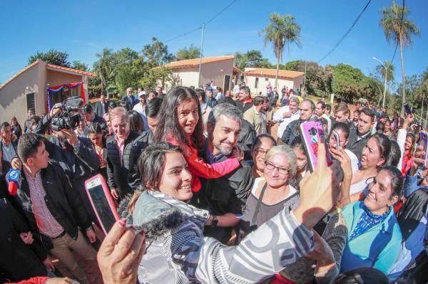 Nuevas viviendas e infraestructura comunitaria para 135 familias de Itauguá