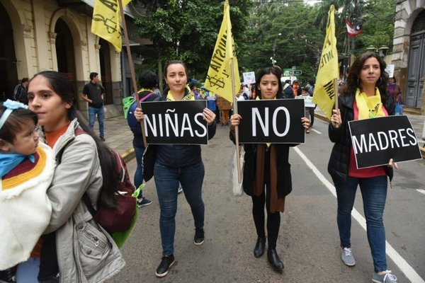 El 80% de los abusos a niños vienen de familiares - Nacionales - ABC Color