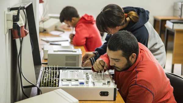 Más de 30.000 jóvenes de todo el país se capacitan en el SNPP | .::Agencia IP::.