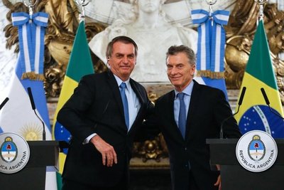 Bolsonaro dice junto a Macri que Sudamérica no quiere “más Venezuelas” - Internacionales - ABC Color