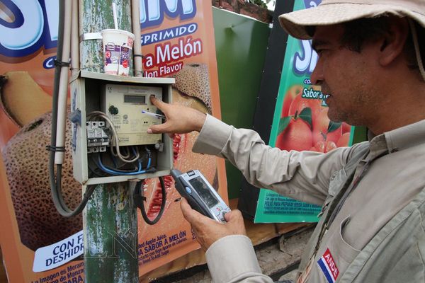 Senado insta a que se auditen medidores de Ande