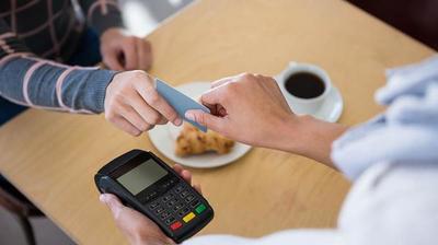 GASTRONÓMICOS PIDEN MEJOR PORCENTAJE A OPERADORAS DE TARJETAS DE CRÉDITOS
