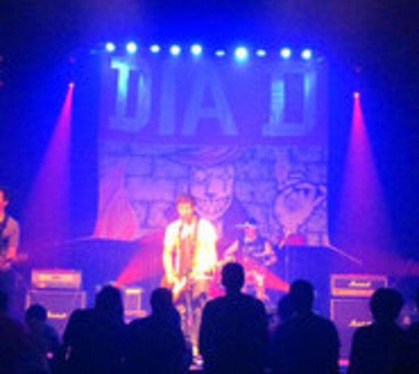 La banda local "Día D" abrirá el Personal Rock Festival - Paraguay.com