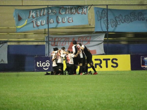 Tacuary golea y avanza en la Copa Paraguay