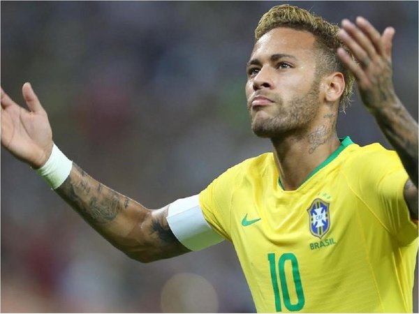 Neymar llega a comisaría para declarar por delito cibernético