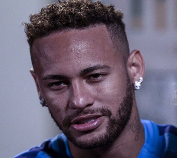 Neymar, sin la Copa y con problemas