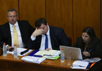 Expulsan a Dionisio Amarilla del Senado - 730am - ABC Color