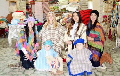 Artesanos muestran en San Miguel potencial de la lana - Edicion Impresa - ABC Color