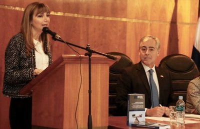 Presentan el Código Laboral actualizado - Edicion Impresa - ABC Color