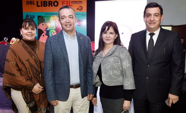 Noche del Parlasur en Feria del Libro - Edicion Impresa - ABC Color
