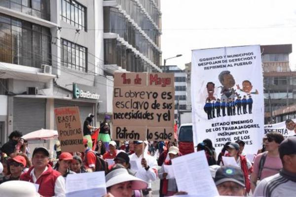 Ecuador: Sindicatos realizan movilizaciones contra reforma laboral del Gobierno » Ñanduti