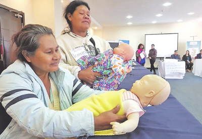 Parteras empíricas en taller | Diario Vanguardia 07