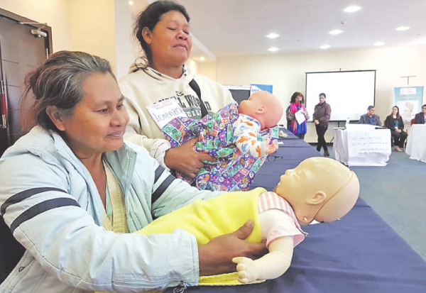 Parteras empíricas en taller | Diario Vanguardia 07