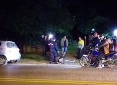 Detienen a dos jóvenes tras robar una moto en Capiatá