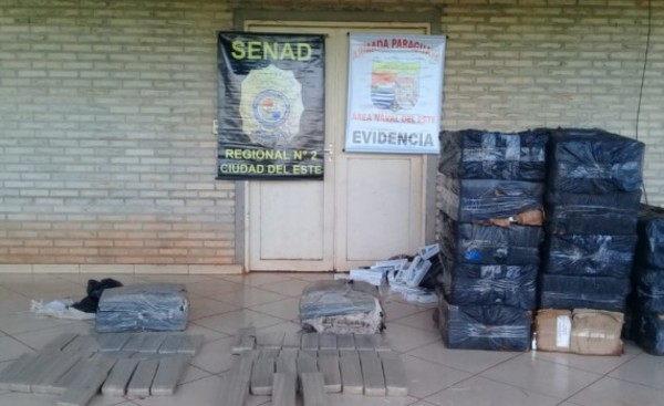Marihuana y cigarrillos incautados en Lago Itaipu